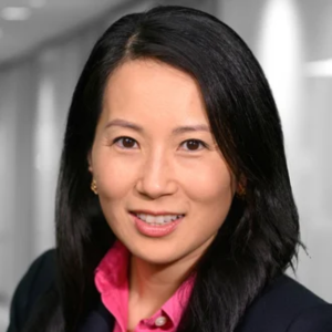 Shing, Joanna (Oaktree Capital Management)